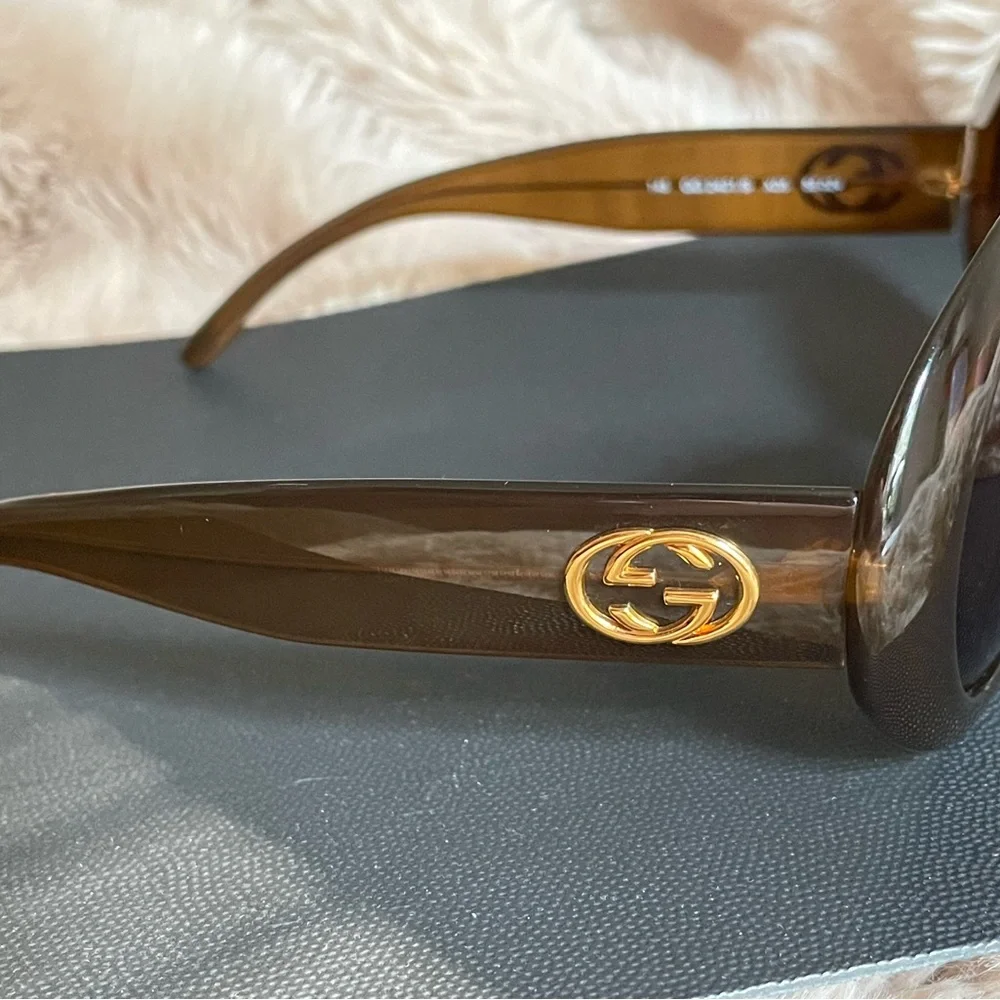 Vintage Gucci Oversized Sunglasses Brown Oval Interlocking GG Retro Sunnies
